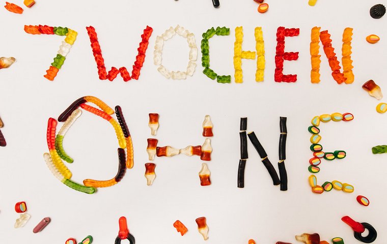 Schrift "7 Wochen ohne" aus Gummibärchen
