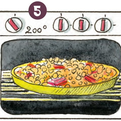 Rhabarberkuchen im Backofen.