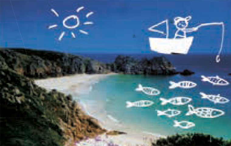 Foto von Strand und Meer mit weiß gezeichneter Sonne, Boot, angelndem Kind und Fischen