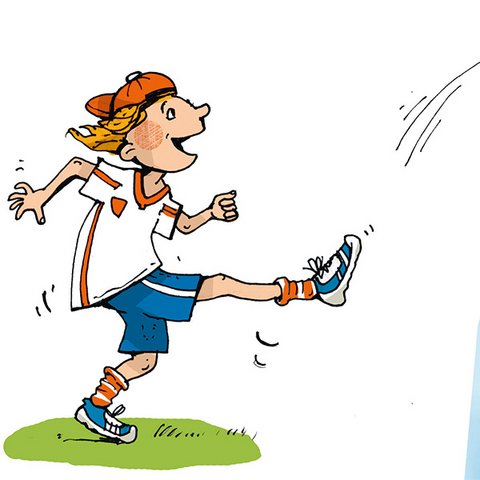 Kind in weiß-rot-blauem Fußballdress hat Fuß zum Ball-Schuss gehoben.