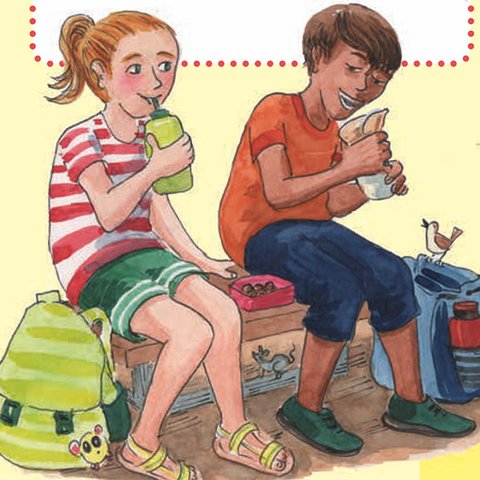 Zwei Kinder mit Schultaschen und Pausensnacks.